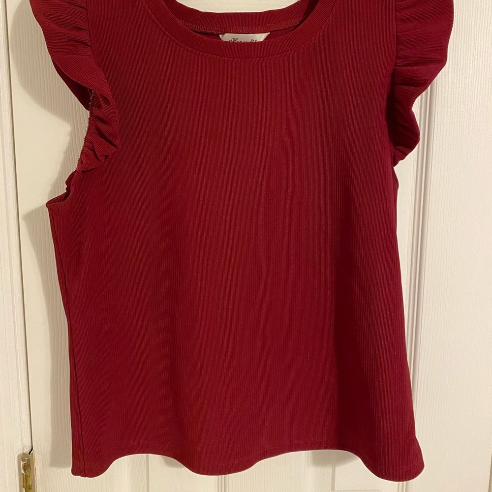 Red top - Picture 2 of 2